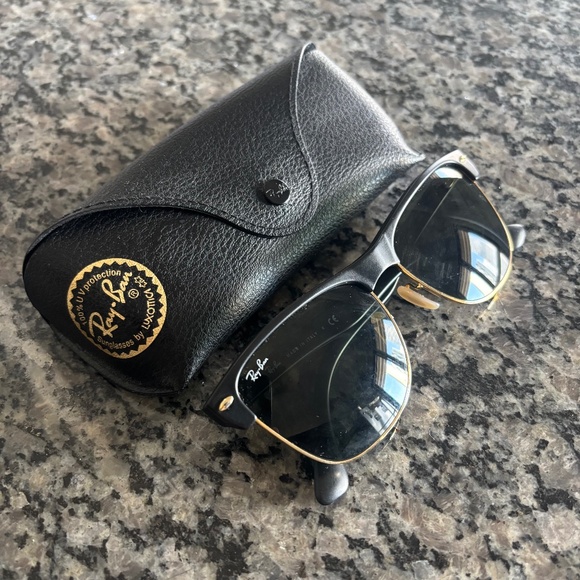 Ray-Ban Other - Ray Ban Clubmaster Classic (unworn)